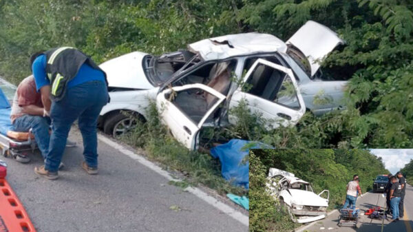 Se sale de la carretera y muere la copilotó; madre del conductor
