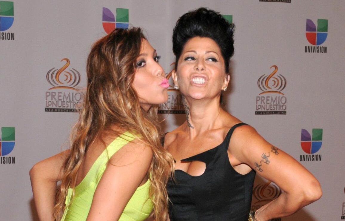 Alejandra Guzmán pide a Enrique Guzmán que no la involucre en sus declaraciones contra Frida Sofía