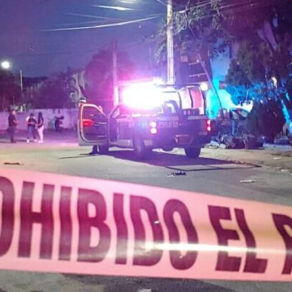 Atacan a balazos a hombre en su propia casa de la SM 216