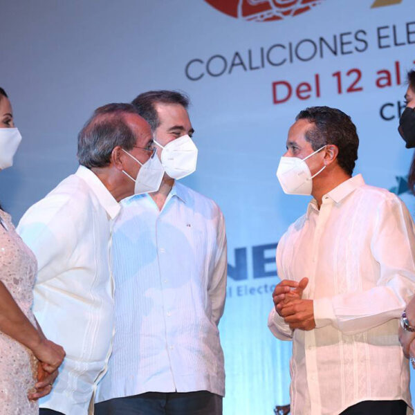 En Quintana Roo, todos los días se refrenda el compromiso con la democracia: Carlos Joaquín