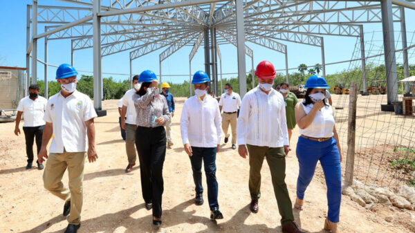 Inaugura Carlos Joaquín obras de infraestructura y equipamiento en la Universidad Tecnológica de Cancún