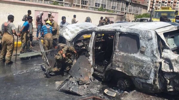 Explota coche bomba en Yemen; deja 6 muertos y 13 heridos