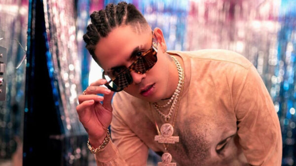 Critican a JD Pantoja por salir de su casa tras dar positivo a Covid-19