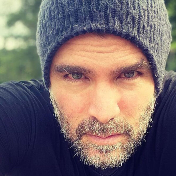 Eduardo Verástegui acusa de censura a Twitter por su postura antivacunas