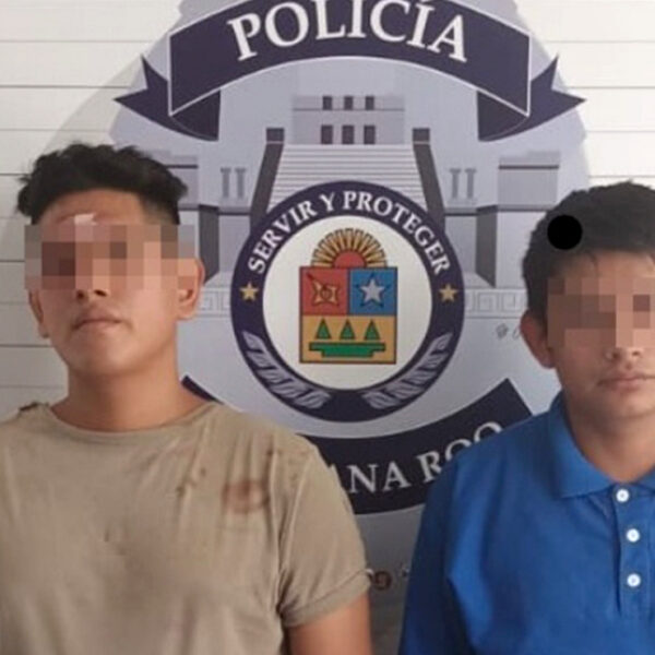Cancún: Caen dos mozalbetes empistolados en la SM 105