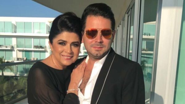 José Eduardo Derbez llamó a su mamá tras su primera experiencia sexual