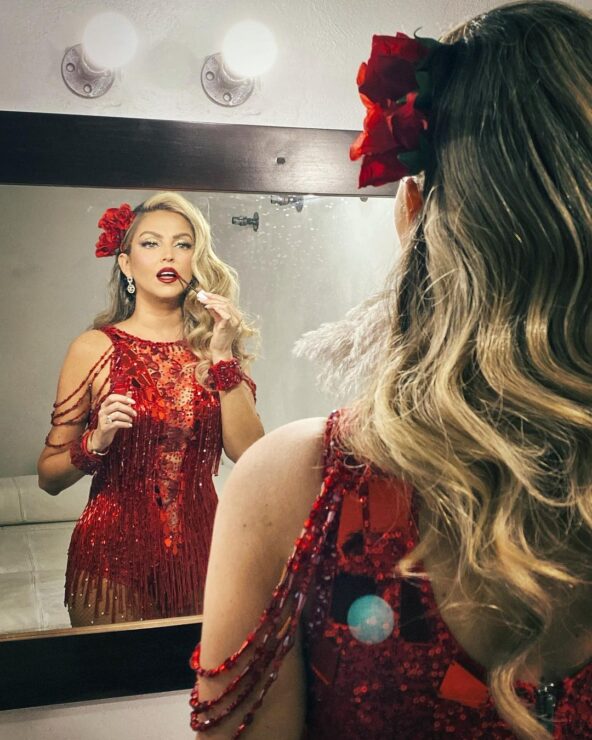 Karla Díaz acusa a Belinda de destruir su carrera de cantante