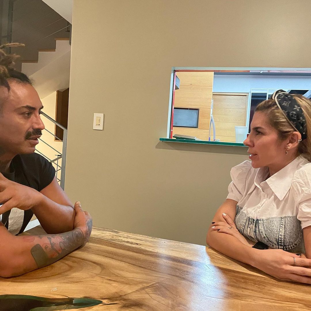 Karla Panini llama 'parásitos y vividores' a la familia de Karla Luna