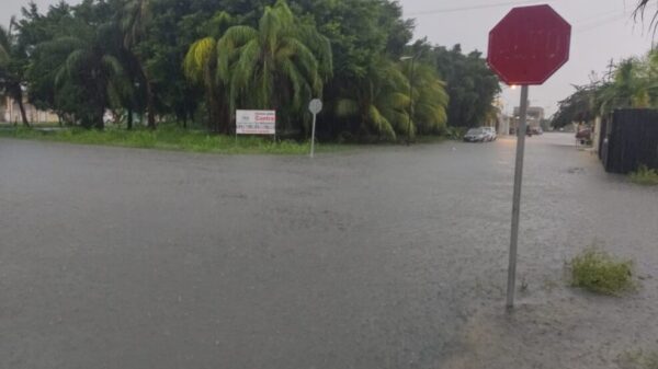 Lluvias intensas dejan a Chetumal bajo el agua (VIDEO).