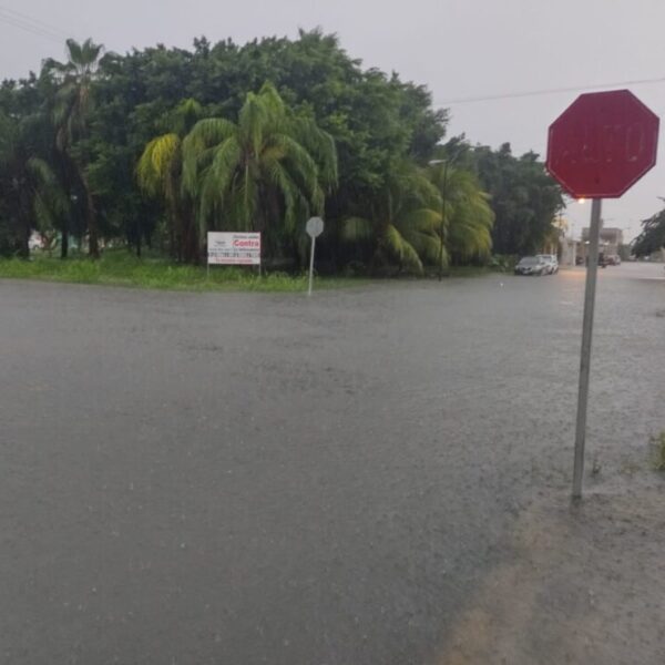 Lluvias intensas dejan a Chetumal bajo el agua (VIDEO).