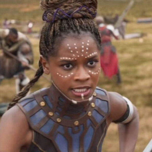 Letitia Wright causa problemas para 'Black Panther 2' por ser antivacuna del Covid-19