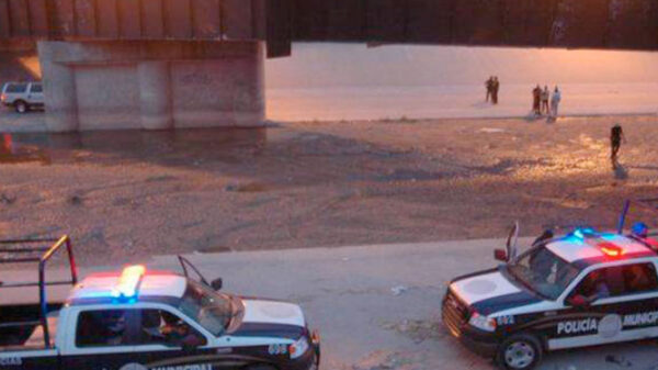 Grupo armado secuestra a 13 migrantes mexicanos en Chihuahua; iban a EU