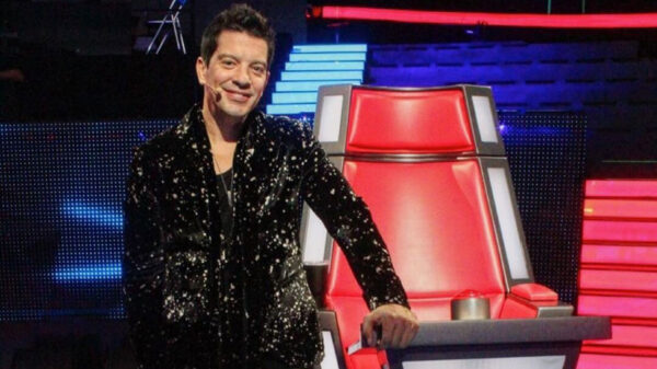 Por esta razón Yahir golpea a un fan en el aeropuerto