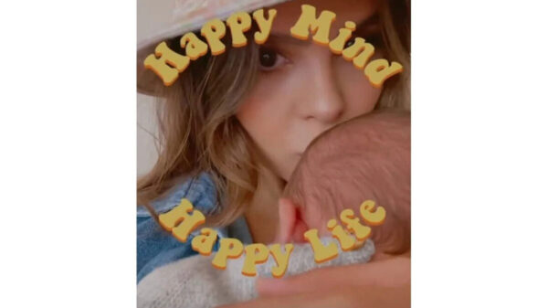 Por primera vez Yuya aparece con su bebé en redes sociales