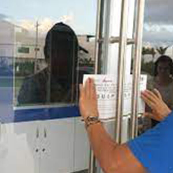 Denuncian aplicación de falsas pruebas covid a turistas en Quintana Roo