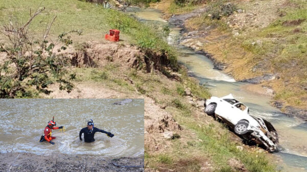 Recuperan cuerpos de tres personas arrastradas por arroyo en Oaxaca