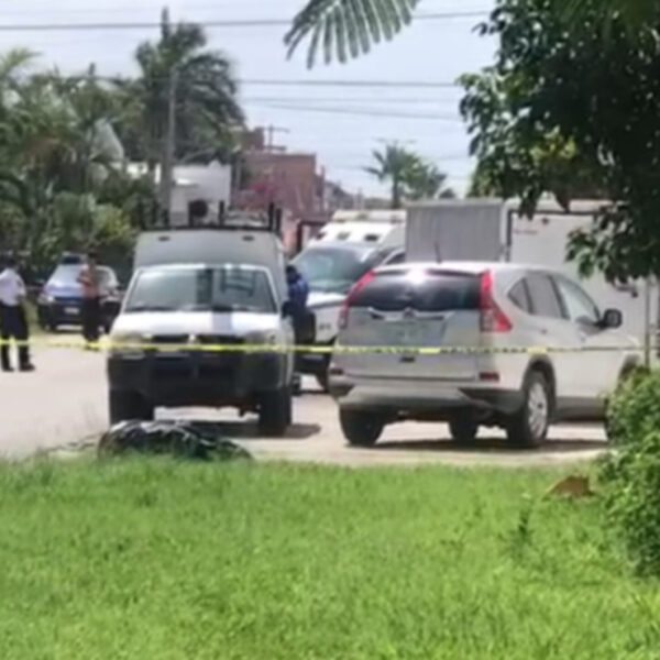 Trabajador de Telmex en Cozumel cae de lo alto de un poste y muere