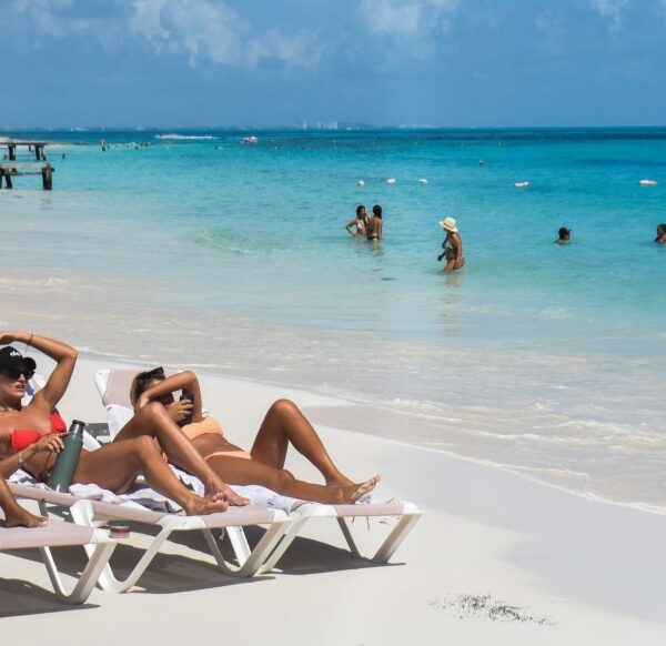 Turismo internacional en México sube 105.7 % interanual en agosto: Inegi