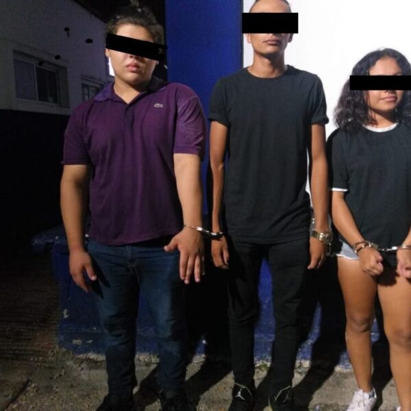 Detienen a grupo de jóvenes tras persecución por ‘El Torito’ de Cancún.