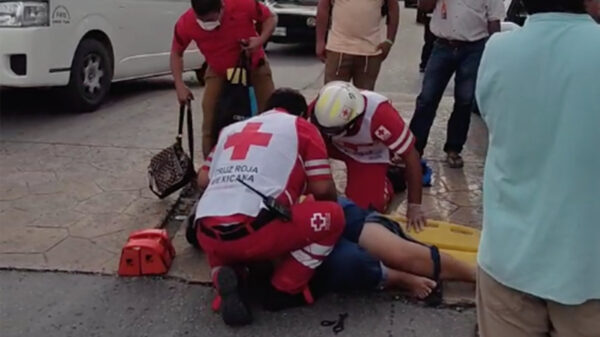 Cancún: Atropellan a mujer cerca del módulo de vacunación covid del Hospital General