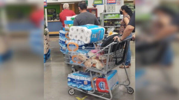 Ante llegada de "Pamela", se desatan compras de pánico en Mazatlán