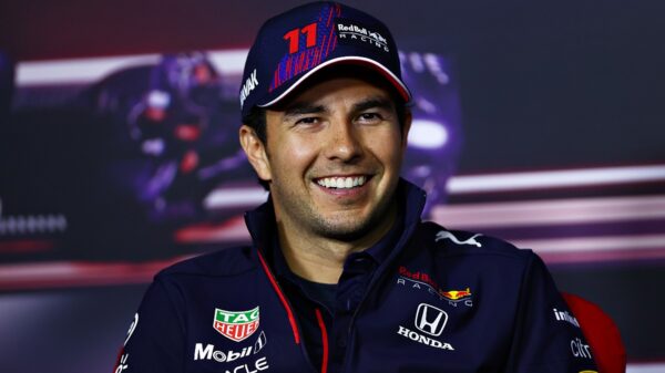 "Checo" Pérez "agrede" al hijo de Michael Schumacher