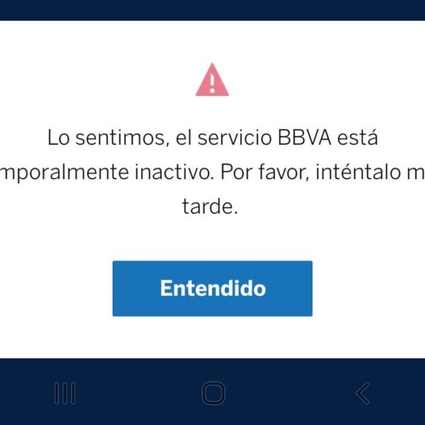 Usuarios reportan ‘muerta’ la aplicación móvil de BBVA.