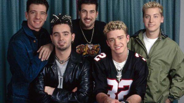 Exmiembro de NSYNC muestra las primeras imágenes de sus gemelos recién nacidos