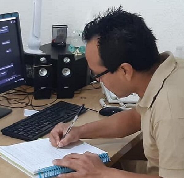 Interno del Reclusorio Sur se gradúa como ingeniero por la UNAM.