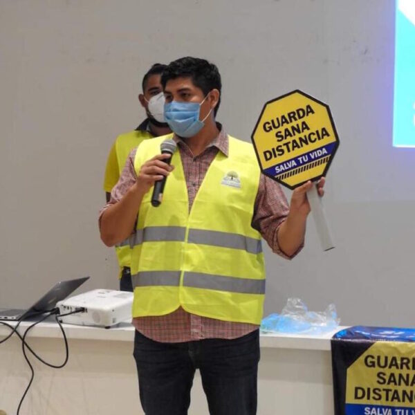 En semáforo verde, se mantienen horarios de cierre de negocios en la región norte