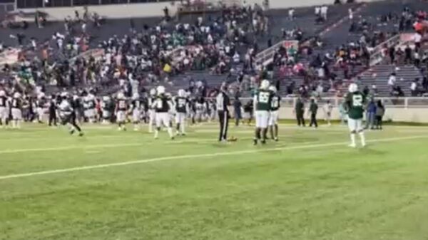Tiroteo durante partido de futbol americano deja varios heridos