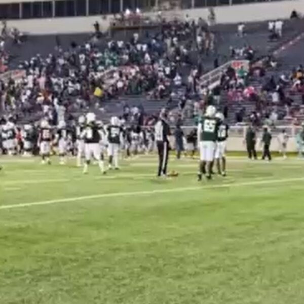 Tiroteo durante partido de futbol americano deja varios heridos