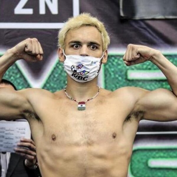¡Julio César Chávez Jr. regresa al boxeo!