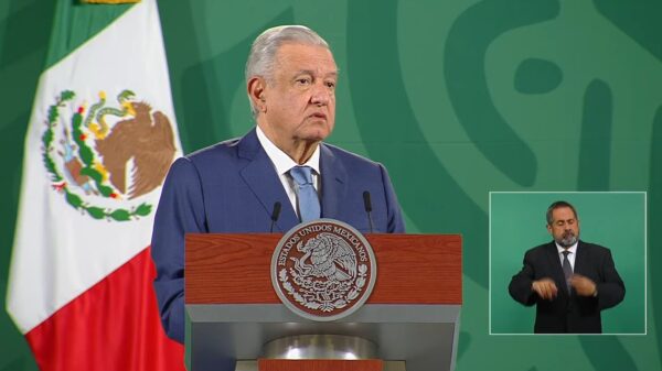 Blinda AMLO proyectos prioritarios; “no es decreto sino un acuerdo”