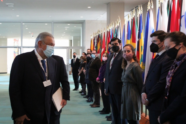 Propone AMLO a la ONU aplicar plan mundial de fraternidad y bienestar para revertir la pobreza global.