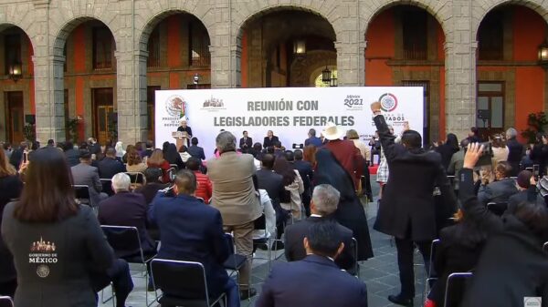 Agradece AMLO a diputados la aprobación del PEF 2022