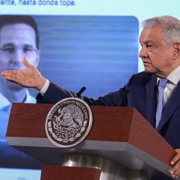 Pide AMLO a Anaya que “dé la cara” ante la FGR
