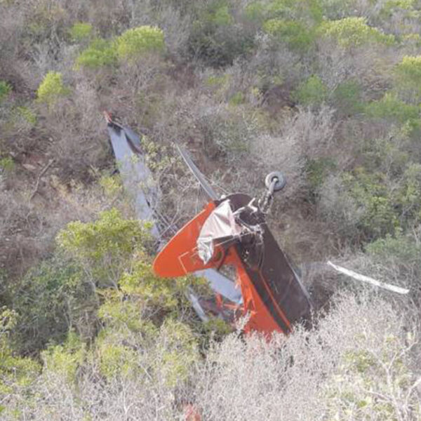 Aterrizaje forzoso de aeronave deja un muerto y un lesionado