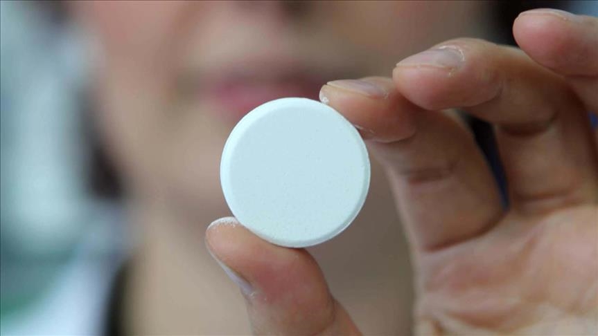 Aunque infinidad de medios de comunicación afirmaron que la EMA autorizó el uso del antiviral molnupiravir es falso, ya que se trató de una interpretación errónea, debido a que la agencia no tiene la capacidad de emitir autorizaciones de emergencia.