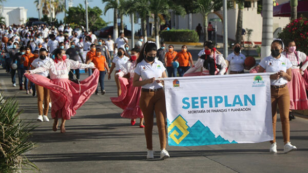 Se realizó en Chetumal el desfile conmemorativo del 111 Aniversario del inicio de la Revolución Mexicana