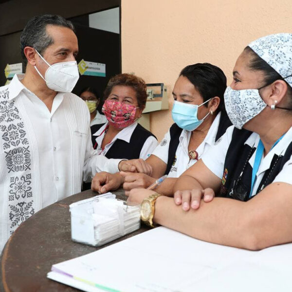 Para atender necesidades de la gente, el gobernador Carlos Joaquín inició obras en Felipe Carrillo Puerto