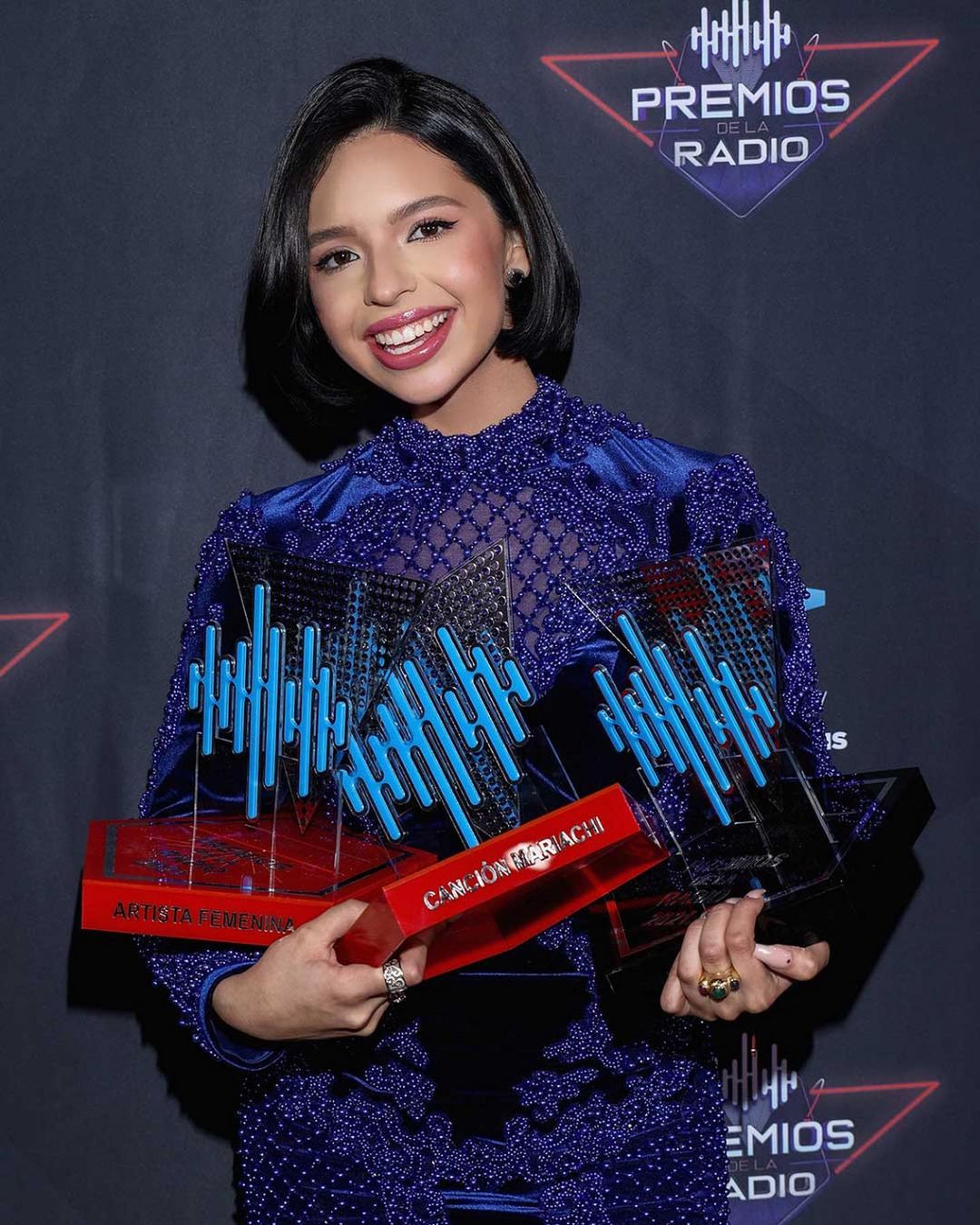 ¿Christian Nodal fue censurado en los 'Premios de la Radio'?