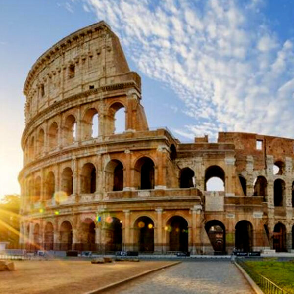 Multan con 18 mil pesos a turistas "colarse" al Coliseo Romano