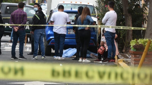 Localizan siete cuerpos mutilados en un taxi abandonado