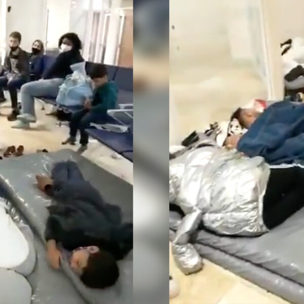 Video: Denuncian nuevamente al INM por retención de turistas en aeropuerto de Cancún