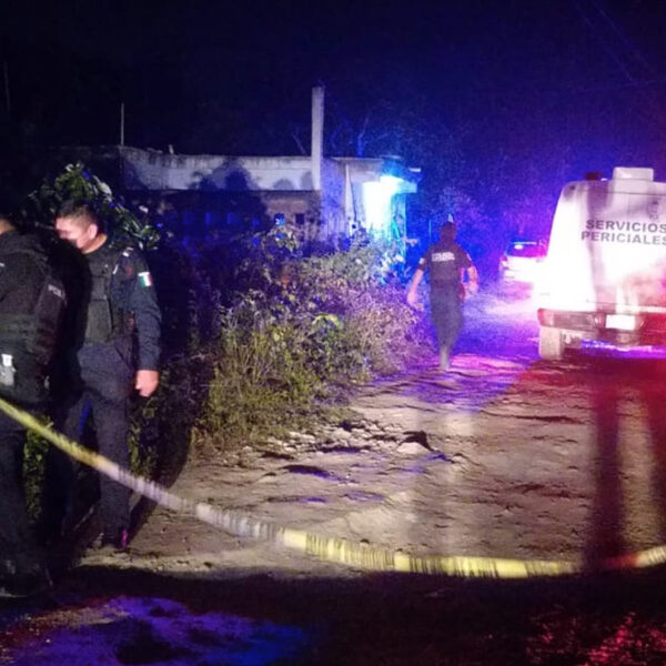 Cancún: A balazos, ejecutan a un hombre en la colonia Tres Reyes