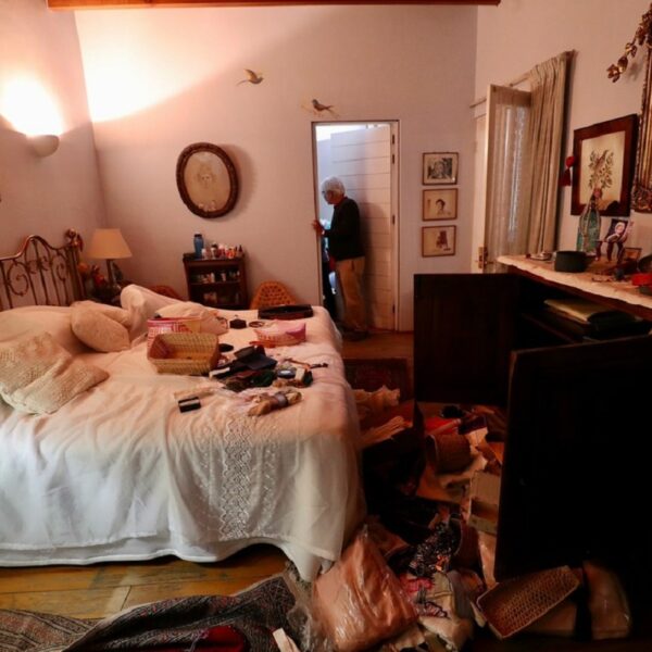 Roban casa de Elena Poniatowska en la CDMX