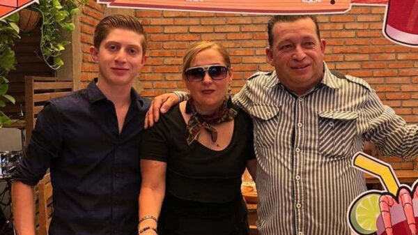 Hospitalizan a la mamá de Octavio Ocaña; hoy inician sus novenarios en Tabasco