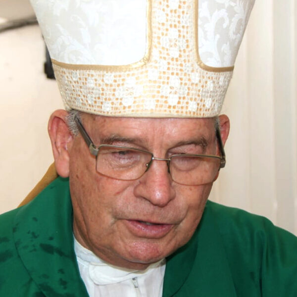 Obispo Pedro Pablo prefiere cárcel a pagar sanción electoral