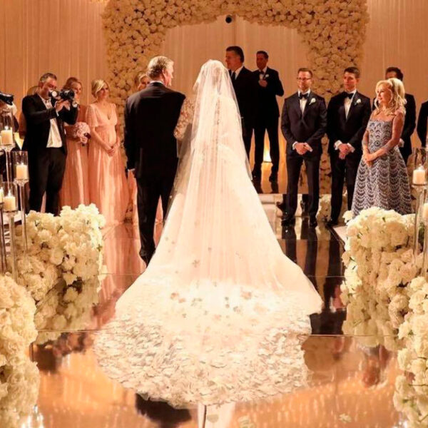 Lo que no has visto de la boda de Paris Hilton